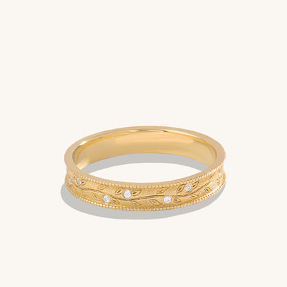 Diamond Vine Band Ring in Gold