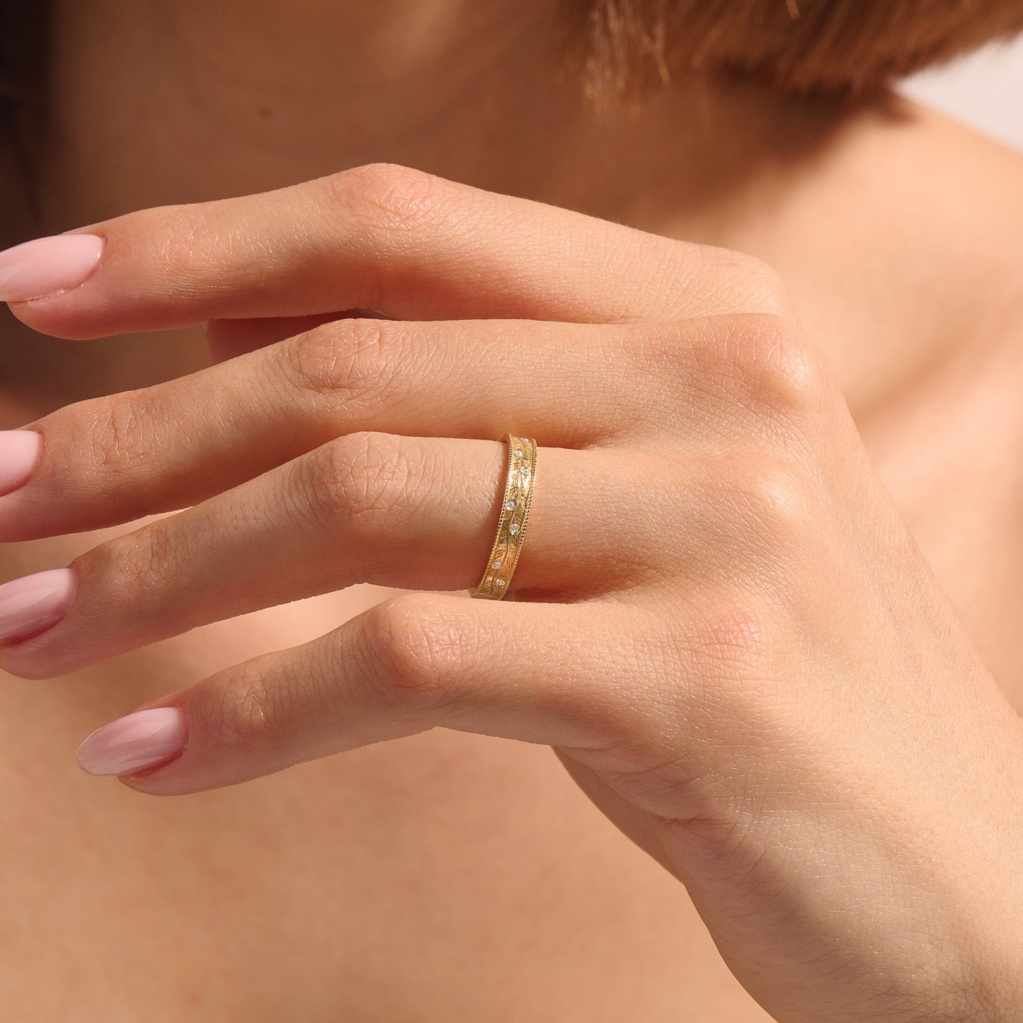 Diamond Vine Band Ring in Gold
