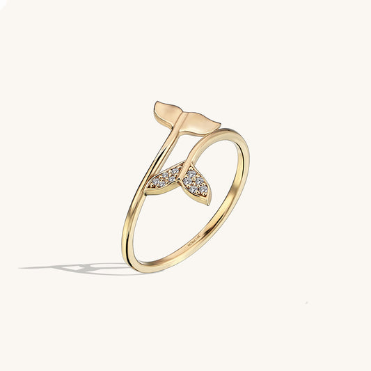 Dolphin Ring in Gold