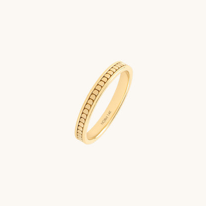 Dot Band Ring in Gold