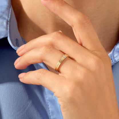 Dot Wedding Band Ring in Gold