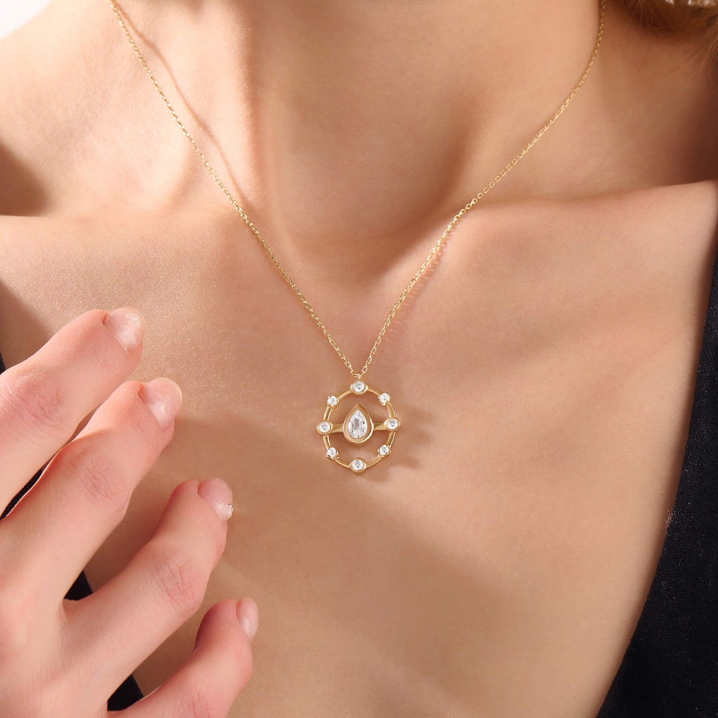 Drop Harmony Necklace in Gold