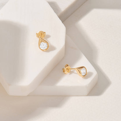 Droplet Stud Earrings in Gold