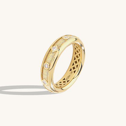 Etruscan Wedding Band Ring in Gold
