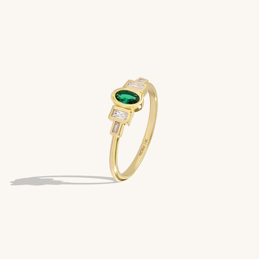 Emerald Bezel Art Deco Ring in Gold