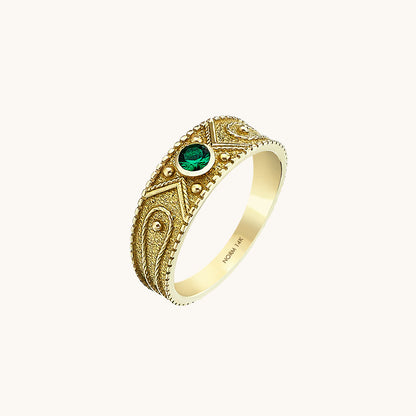Emerald Byzantine Ring in Gold