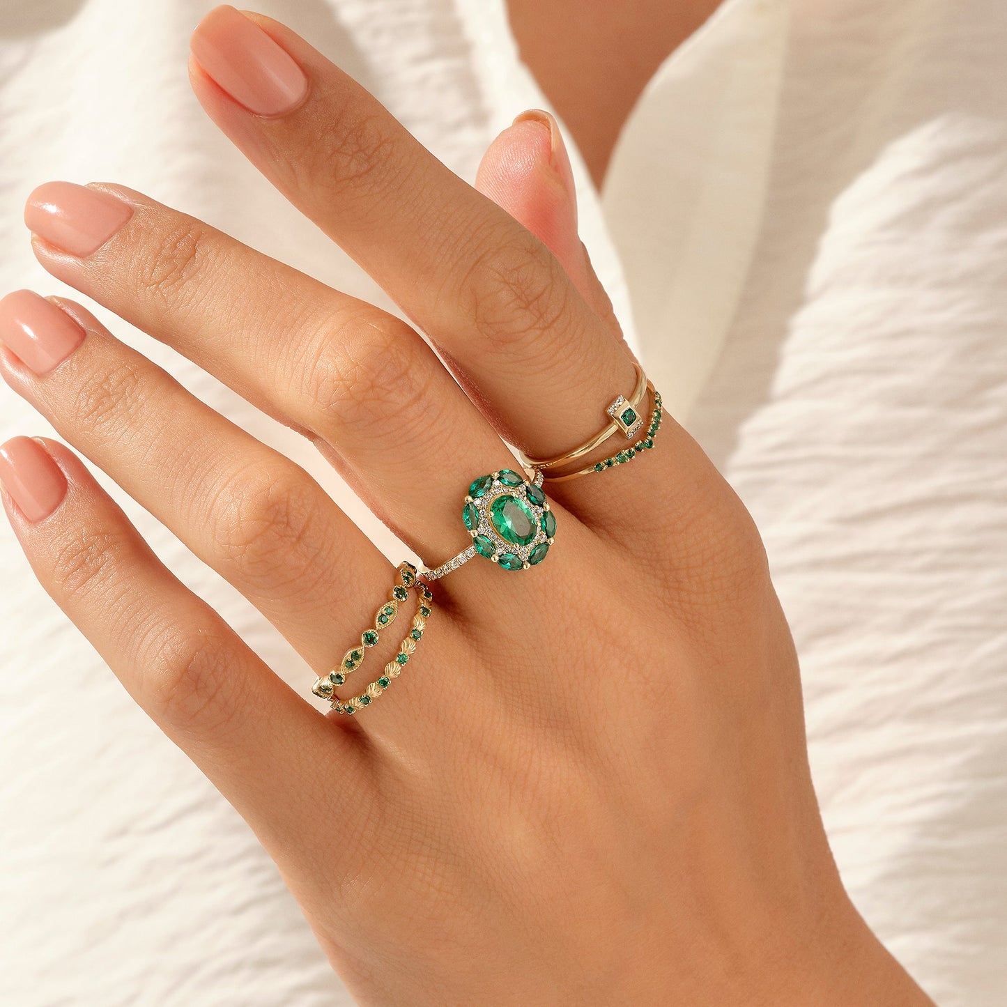 Emerald Floral Ring in Gold