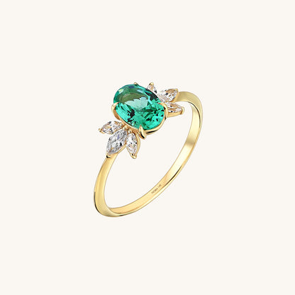 Emerald Flower Ring in Gold