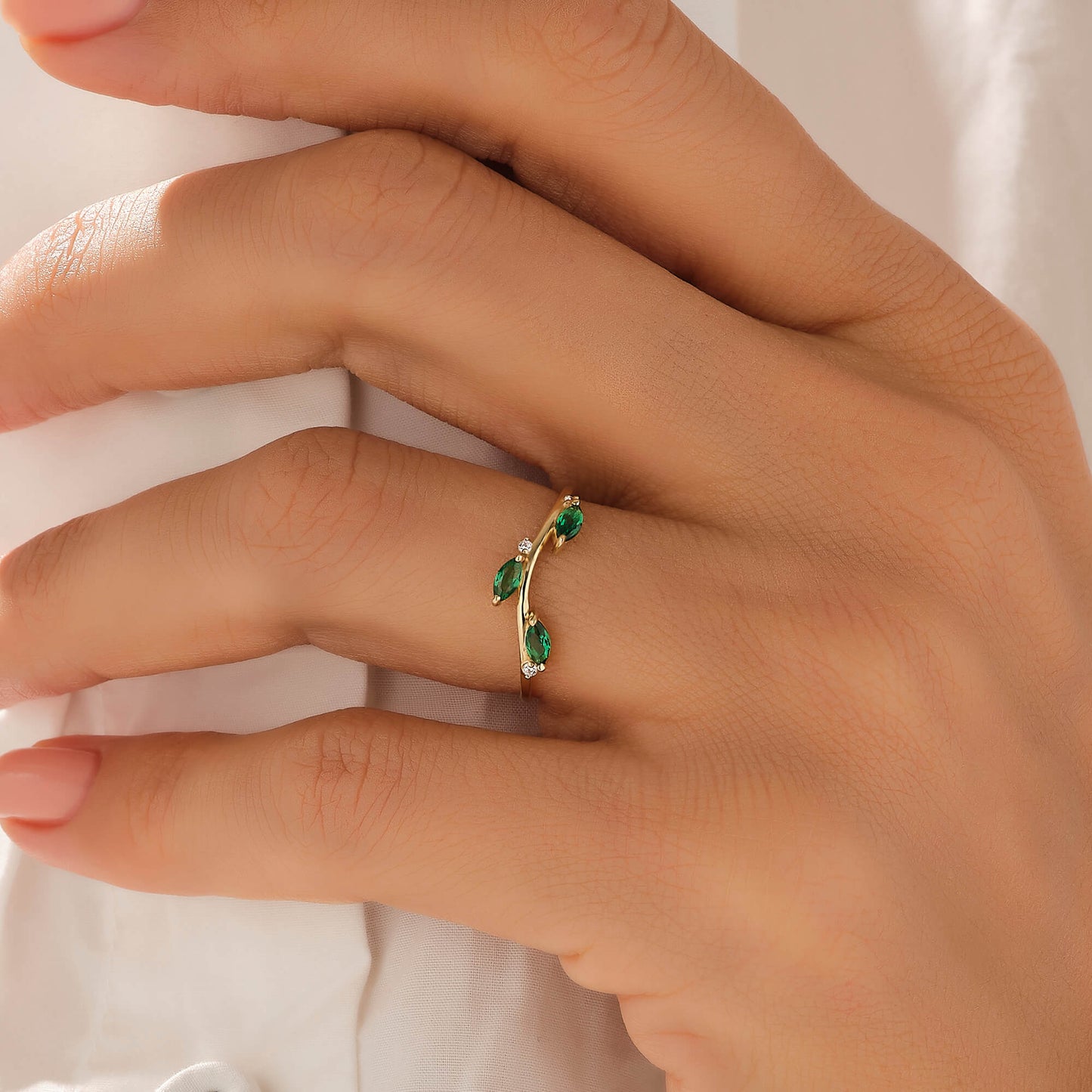 Emerald Leaf Ring in Gold
