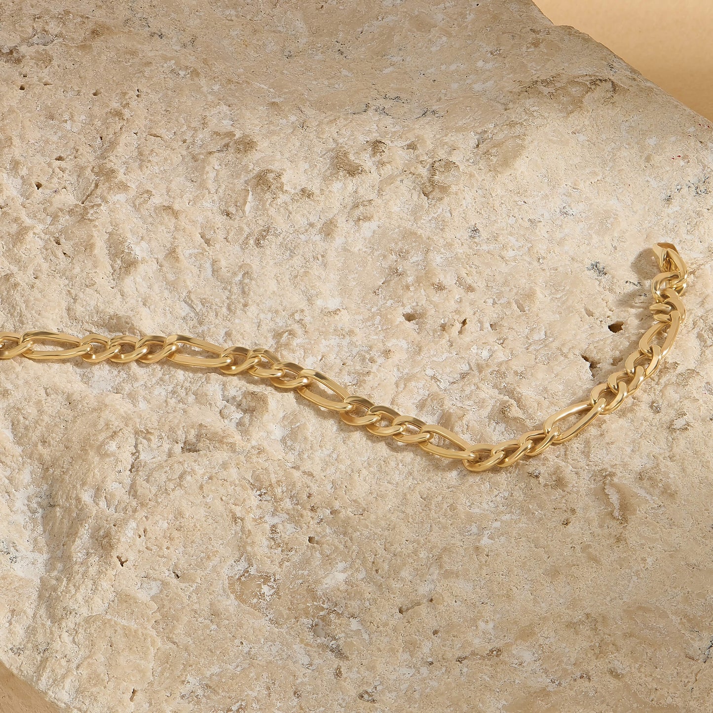 Figaro Chain Bracelet in Gold