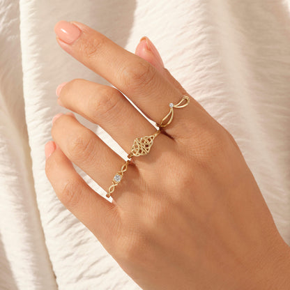 Heart Infinity Round Solitaire Ring in Gold