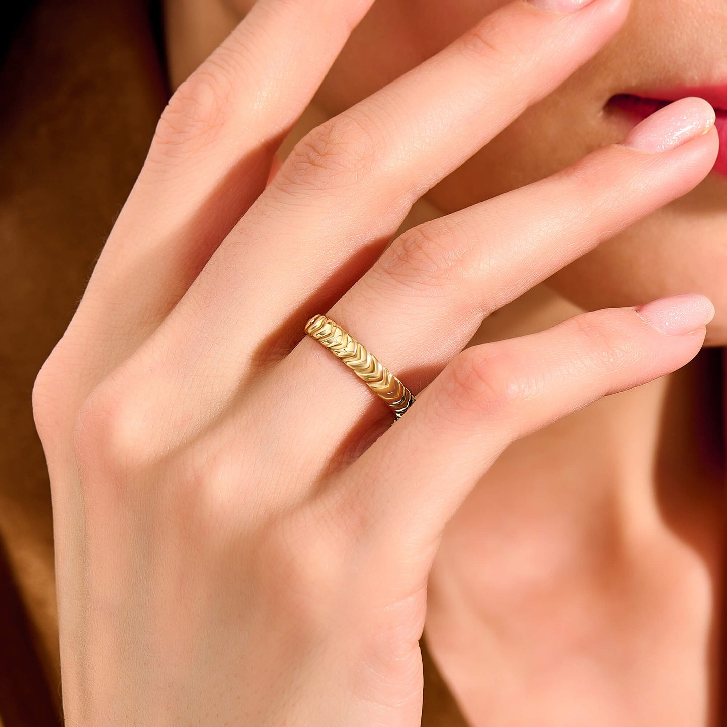 Herringbone Wedding Band Ring in Gold