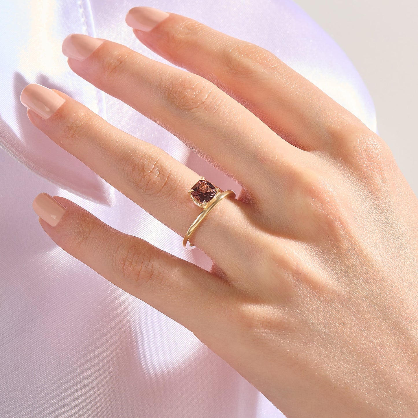 Hover Color Changing Cushion Solitaire Ring in Gold