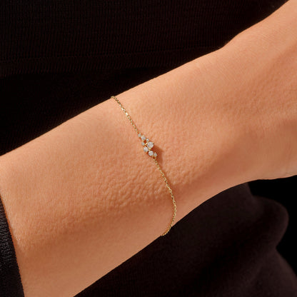 Iconic Cluster Bracelet in Gold