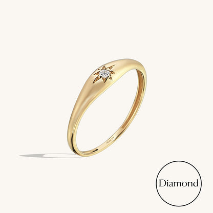 Iconic Diamond Star Signet Ring in Gold