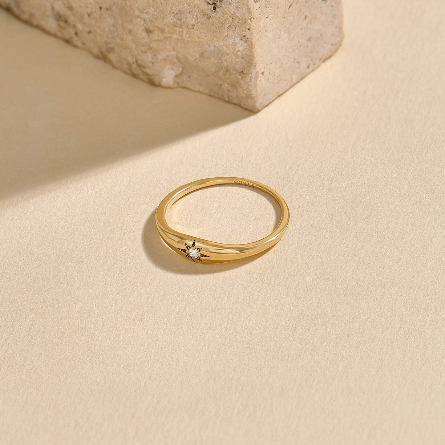 Iconic Diamond Star Signet Ring in Gold