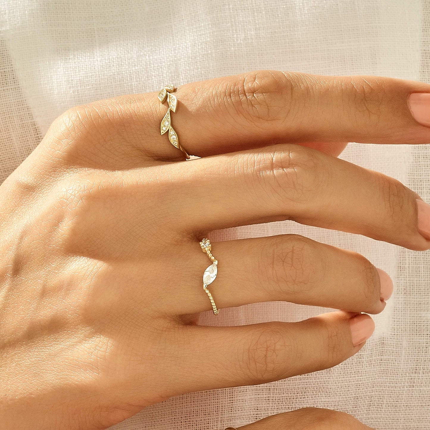 Iconic Leaf Ring in Gold