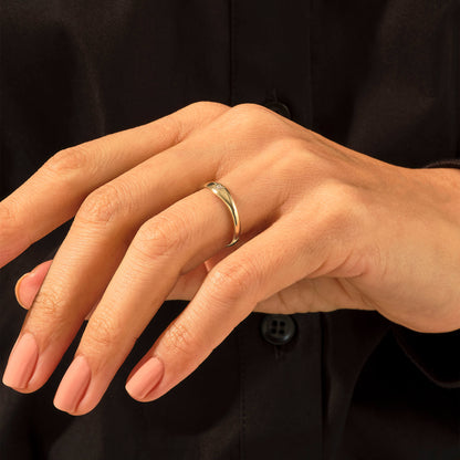 Iconic Diamond Star Signet Ring in Gold