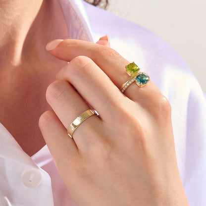 Inlay Baguette Wedding Band in Gold