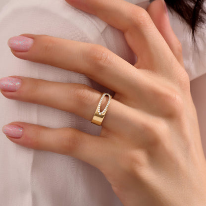 Lab-Grown Diamond Ellipse Hollow Band Ring in Gold