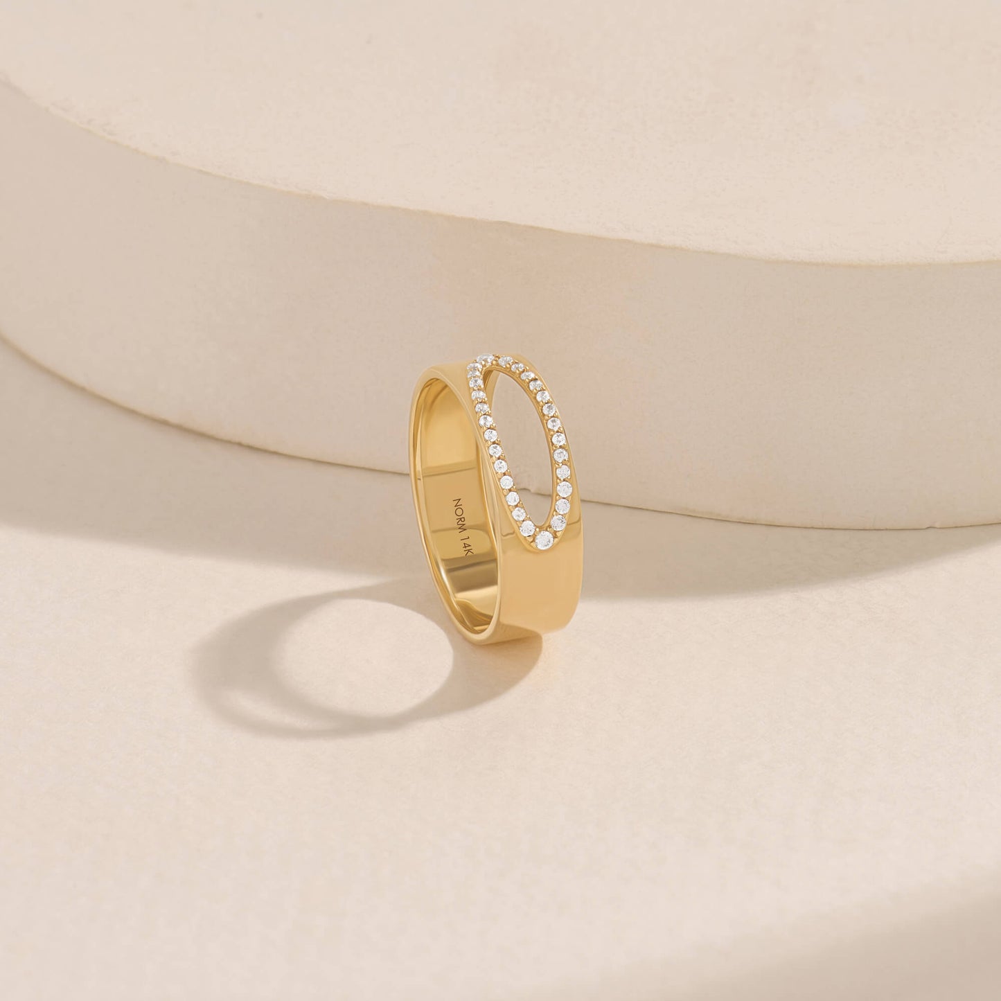 Lab-Grown Diamond Ellipse Hollow Band Ring in Gold
