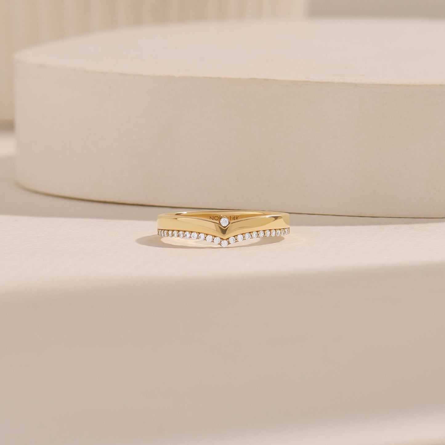 Lab-Grown Diamond Wishbone Band Ring in Gold