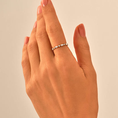 Lab-Grown Diamond Marquise Band Ring in Gold