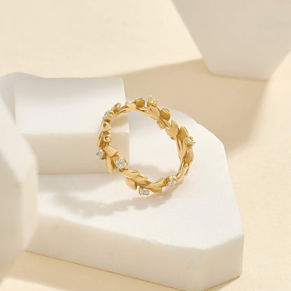 Leaf Pave Ring in Gold