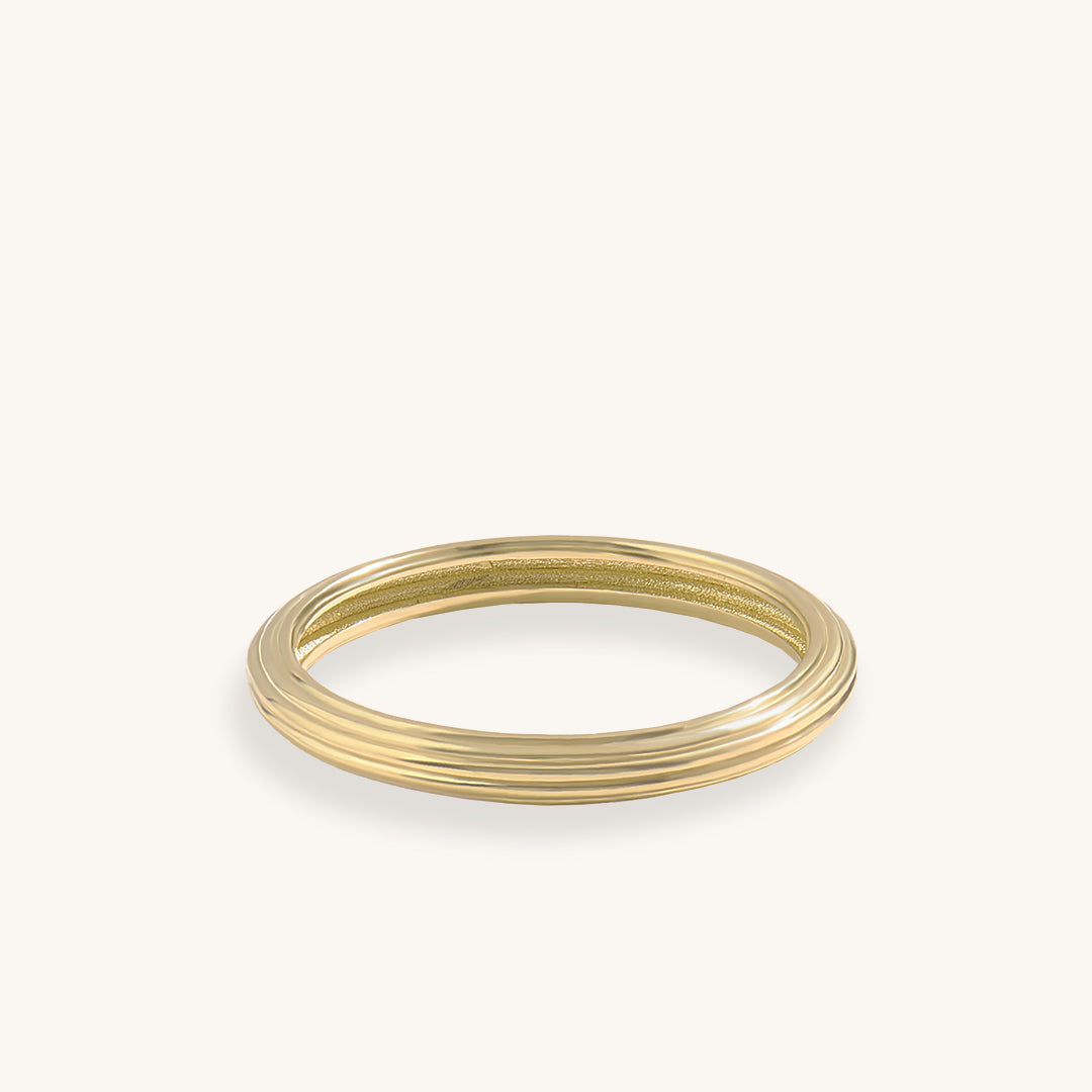 Linear Band Ring in Gold