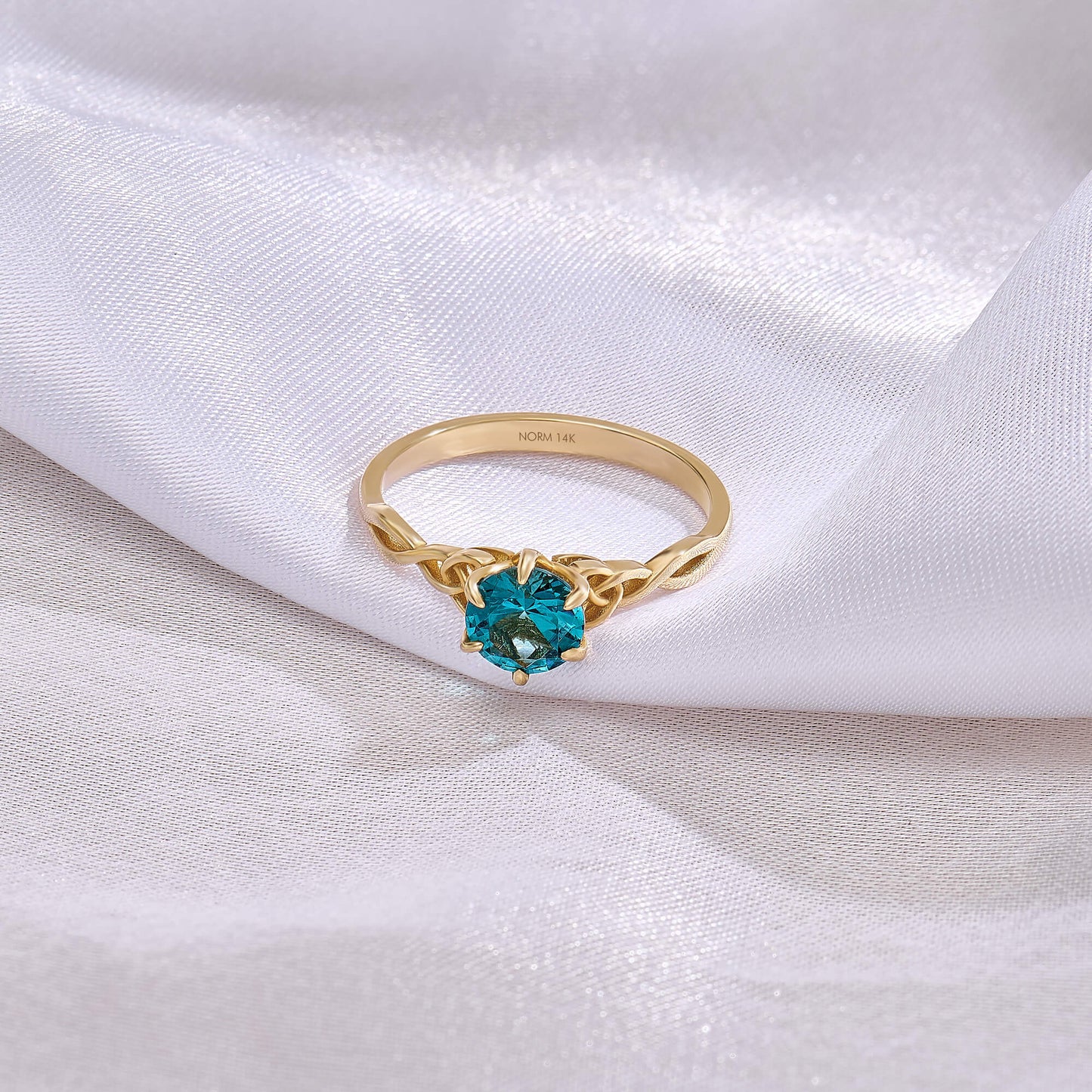 London Blue Topaz Celtic Knot Ring in Gold