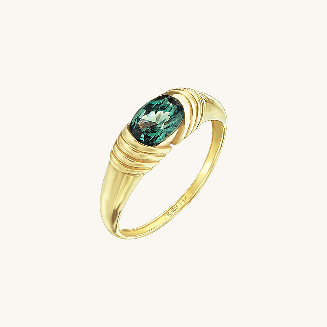 Majestic Alexandrite Ring in Gold