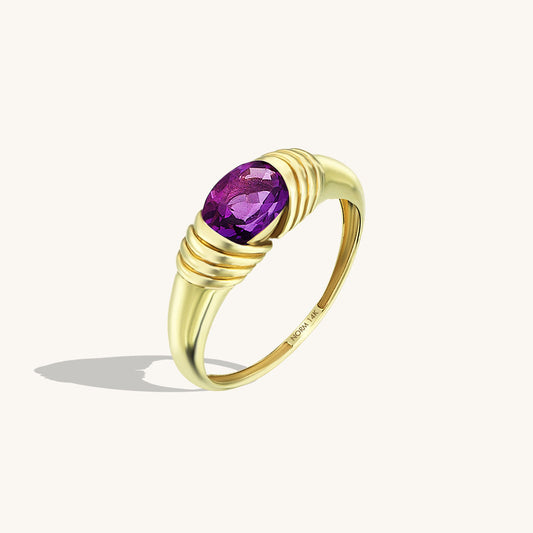 Majestic Amethyst Ring in Gold