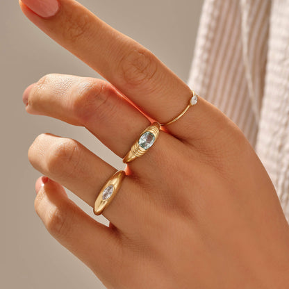 Majestic Aquamarine Ring in Gold