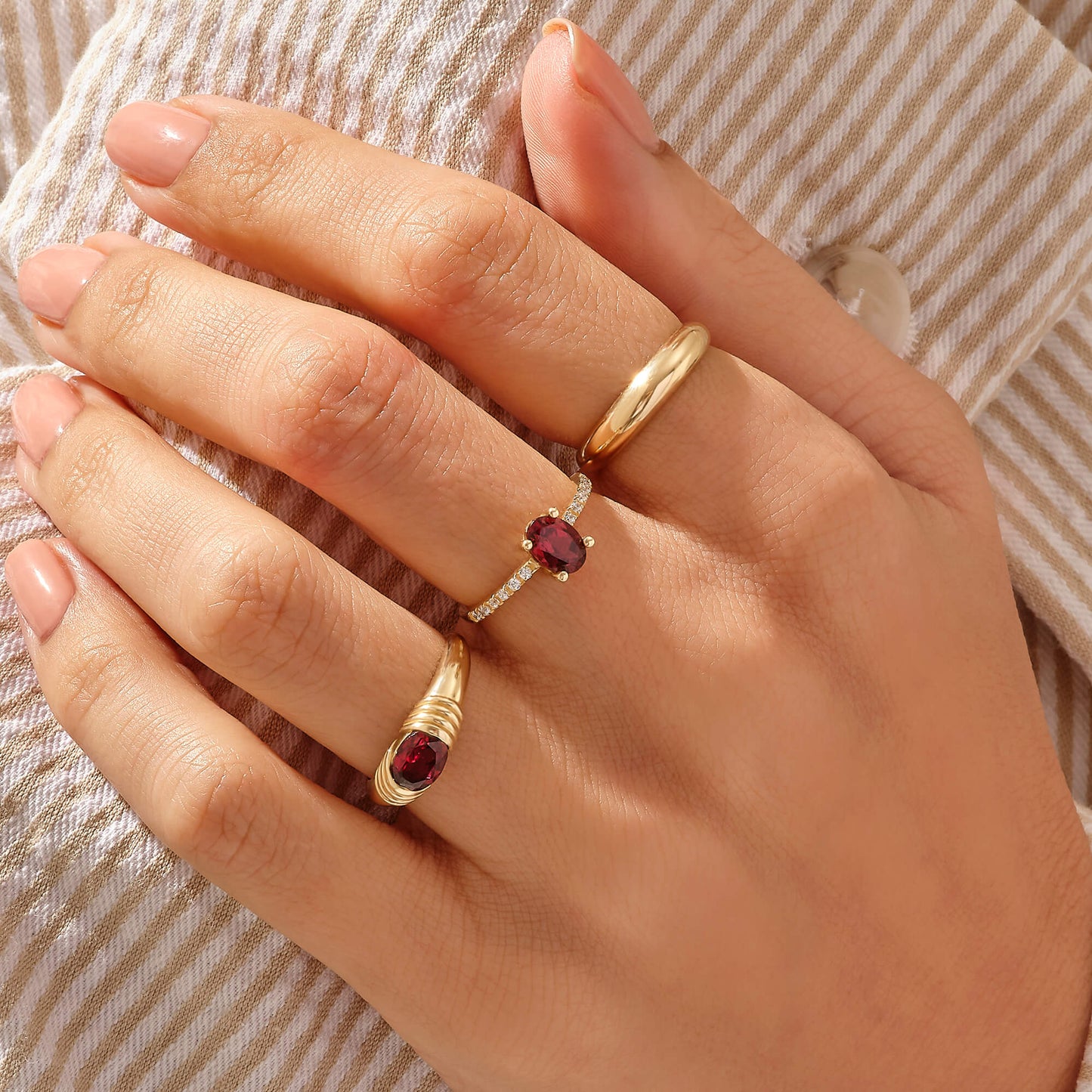 Majestic Garnet Ring in Gold
