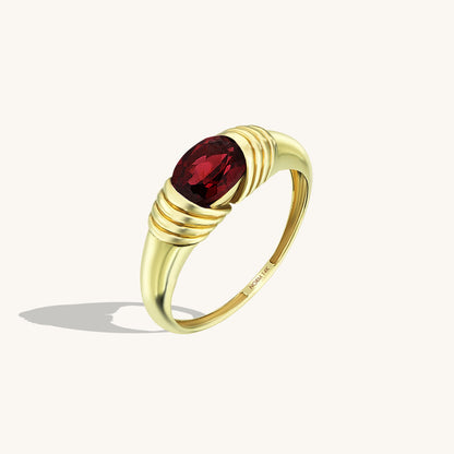 Majestic Garnet Ring in Gold