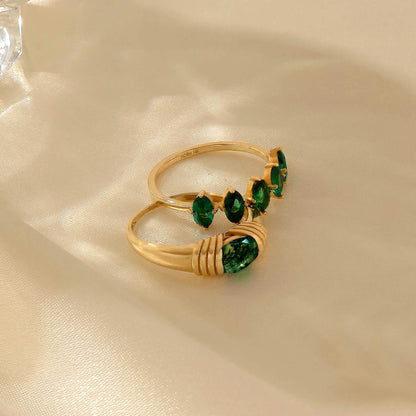 Majestic Moss Agate Ring in Gold