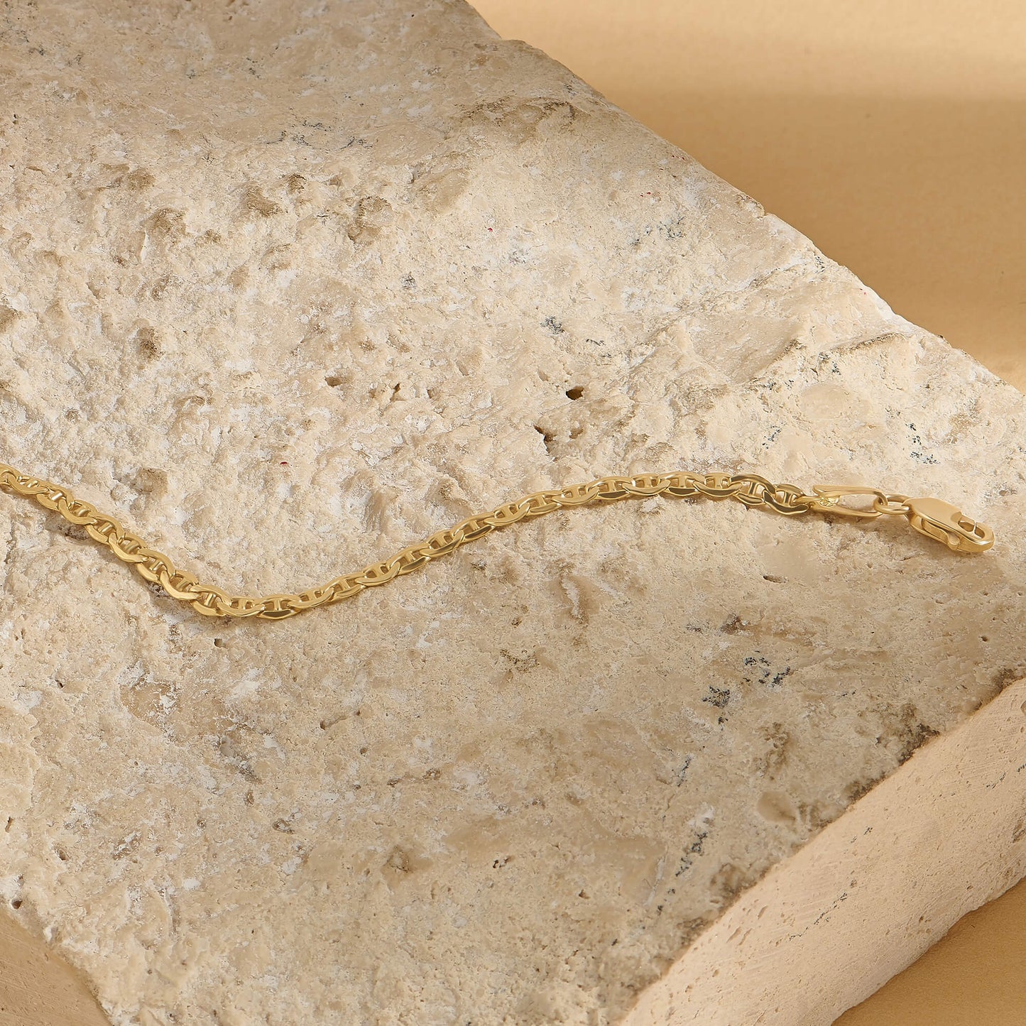 Mariner Chain Bracelet in Gold