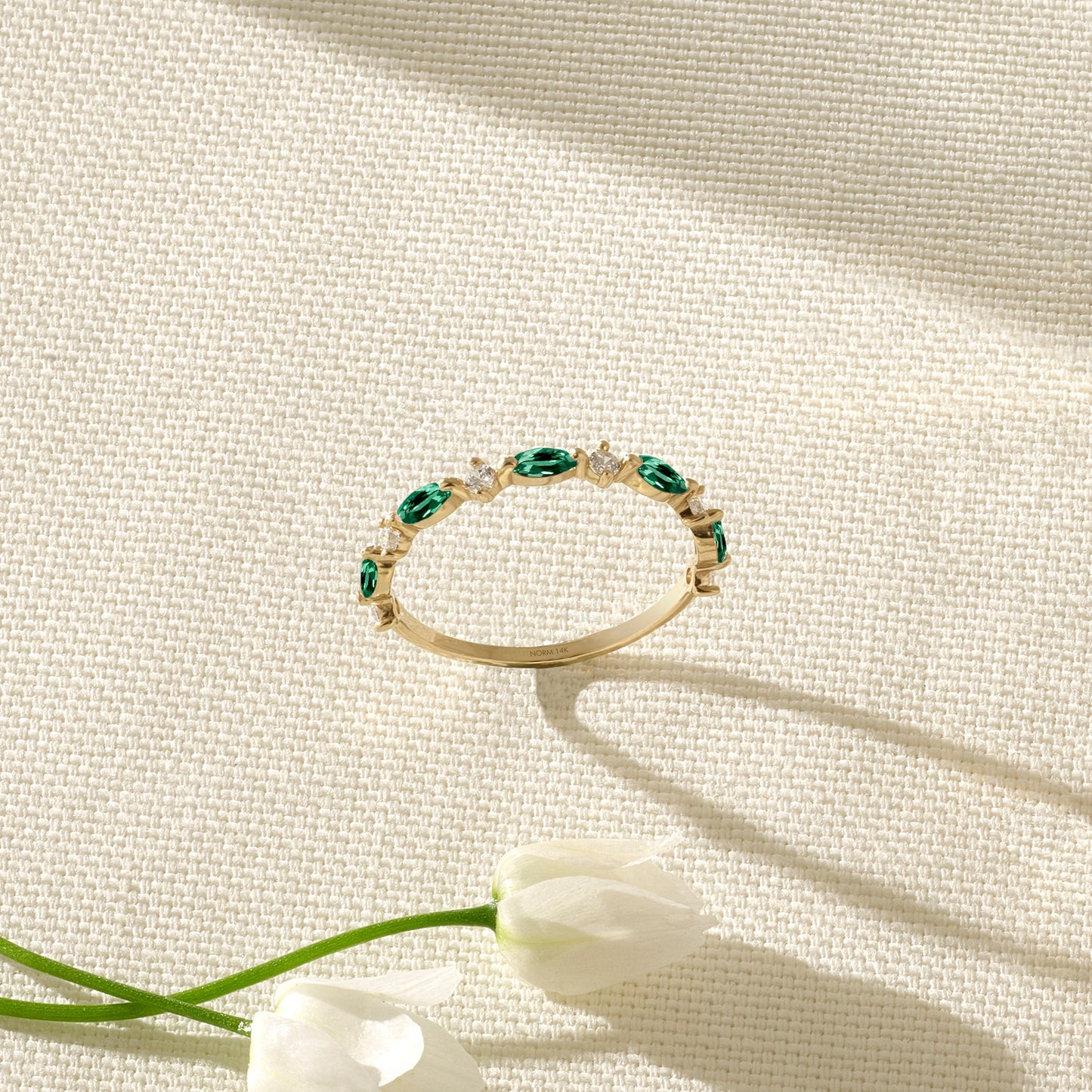 Emerald Marquise Band Ring in Gold