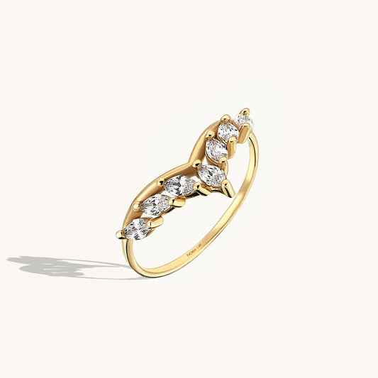 Marquise Curve Ring in Gold