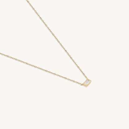 Minimal Baguette Necklace in Gold