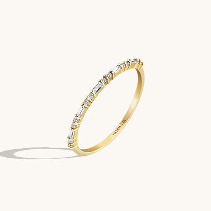 Minimal Baguette Wedding Ring in Gold