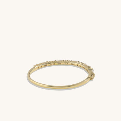 Minimal Baguette Wedding Ring in Gold