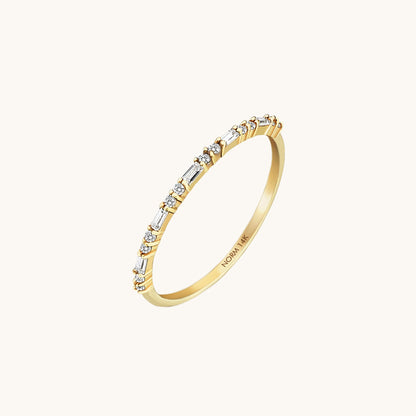Minimal Baguette Wedding Ring in Gold