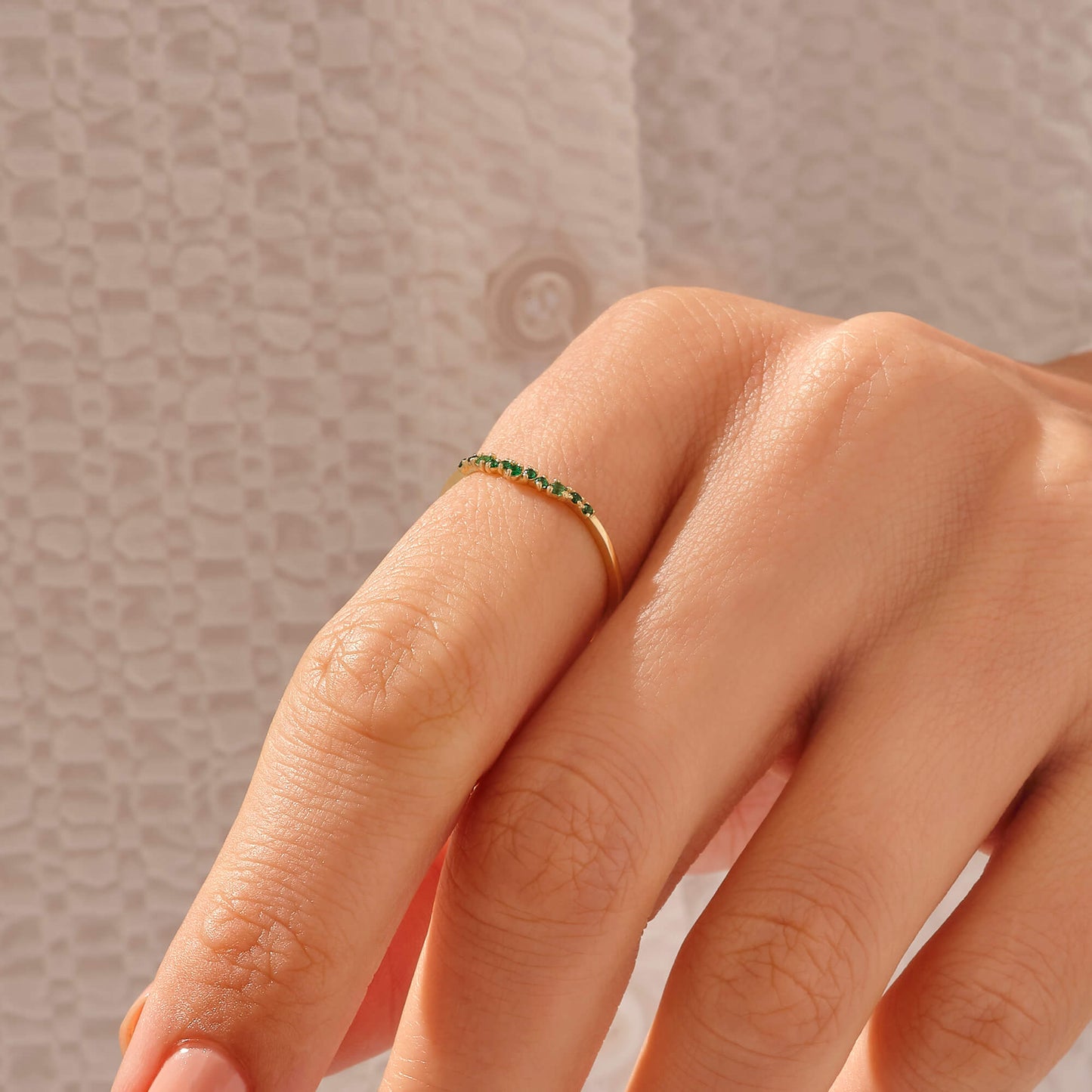 Minimalist Emerald Curve Ring in Gold