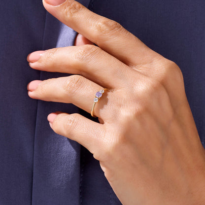 Minimalist Lavender Sapphire Band Ring in Gold