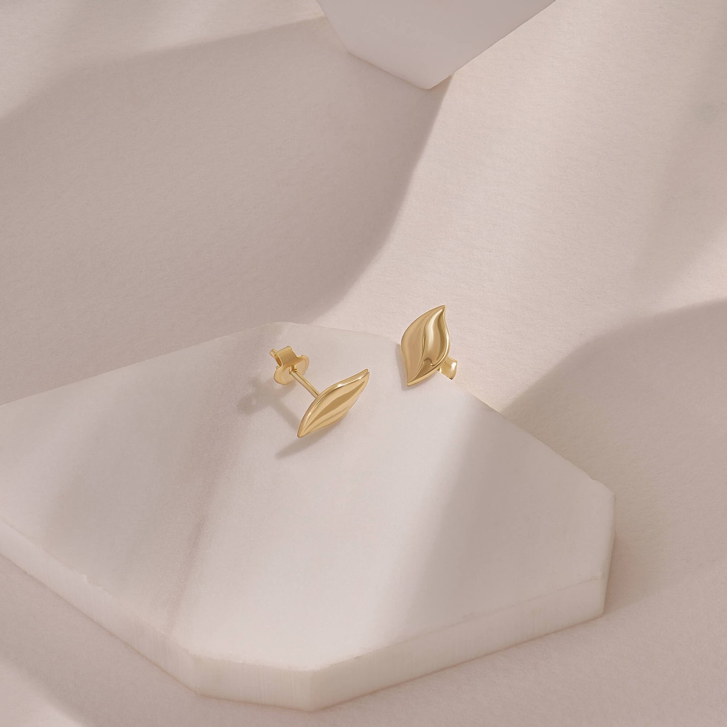 Minimalist Leaf Stud Earrings - Gold Vermeil