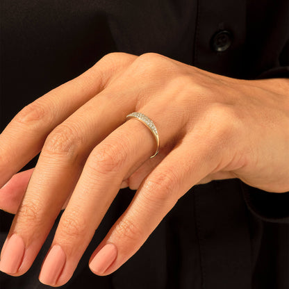 Minimalist Diamond Sparkle Ring in Gold