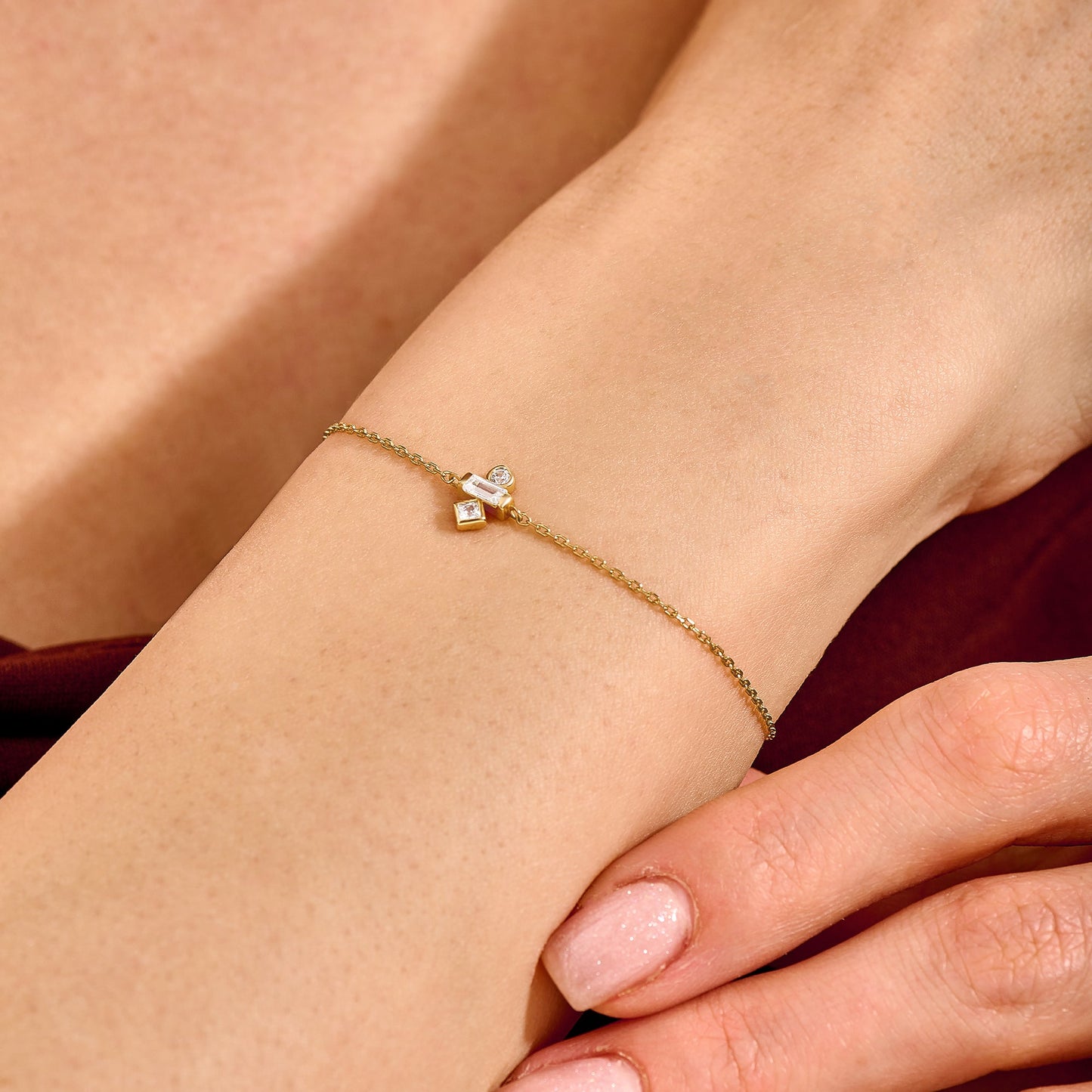 Mixed-Cut Birthstone Bracelet in Gold