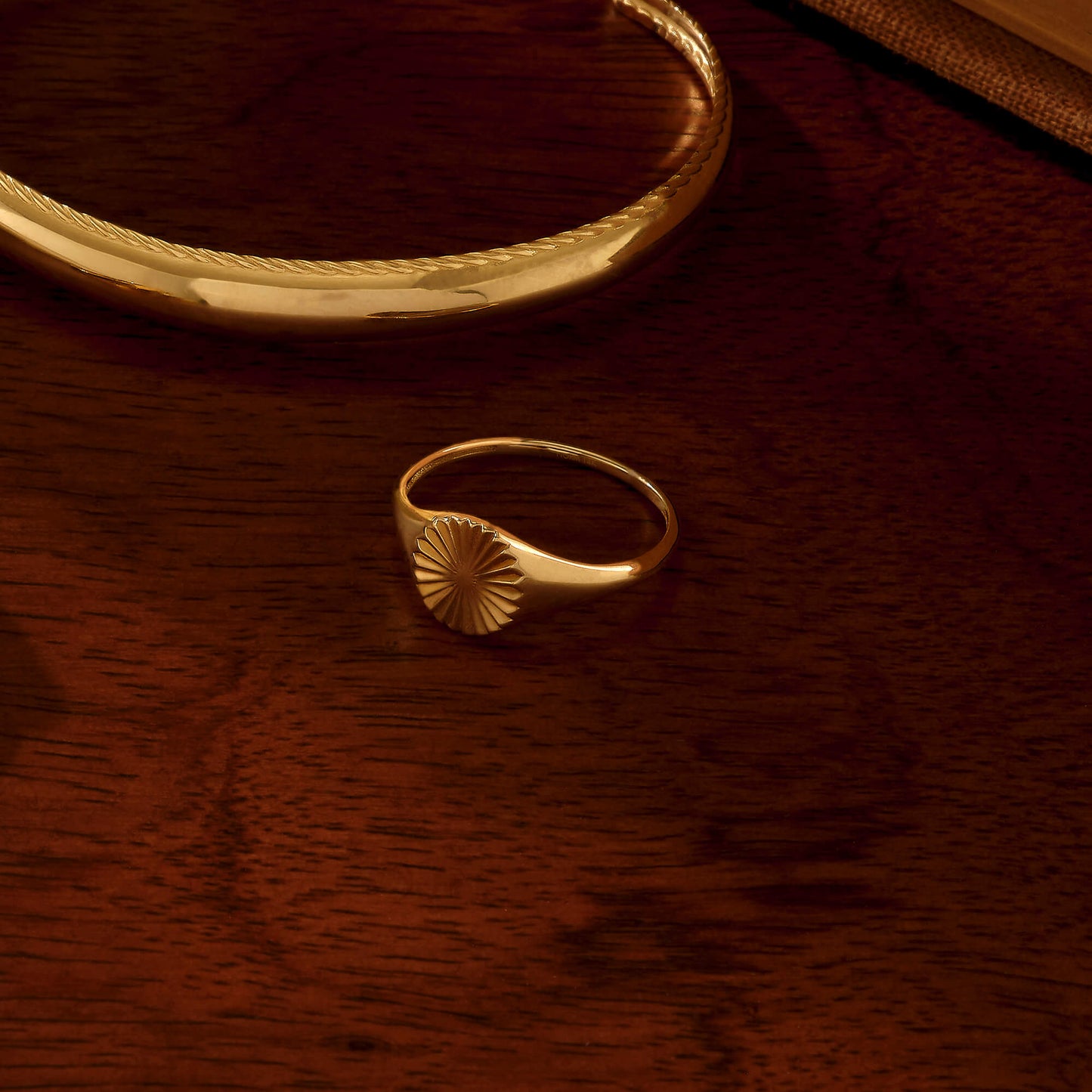 Sun Signet Ring in Gold