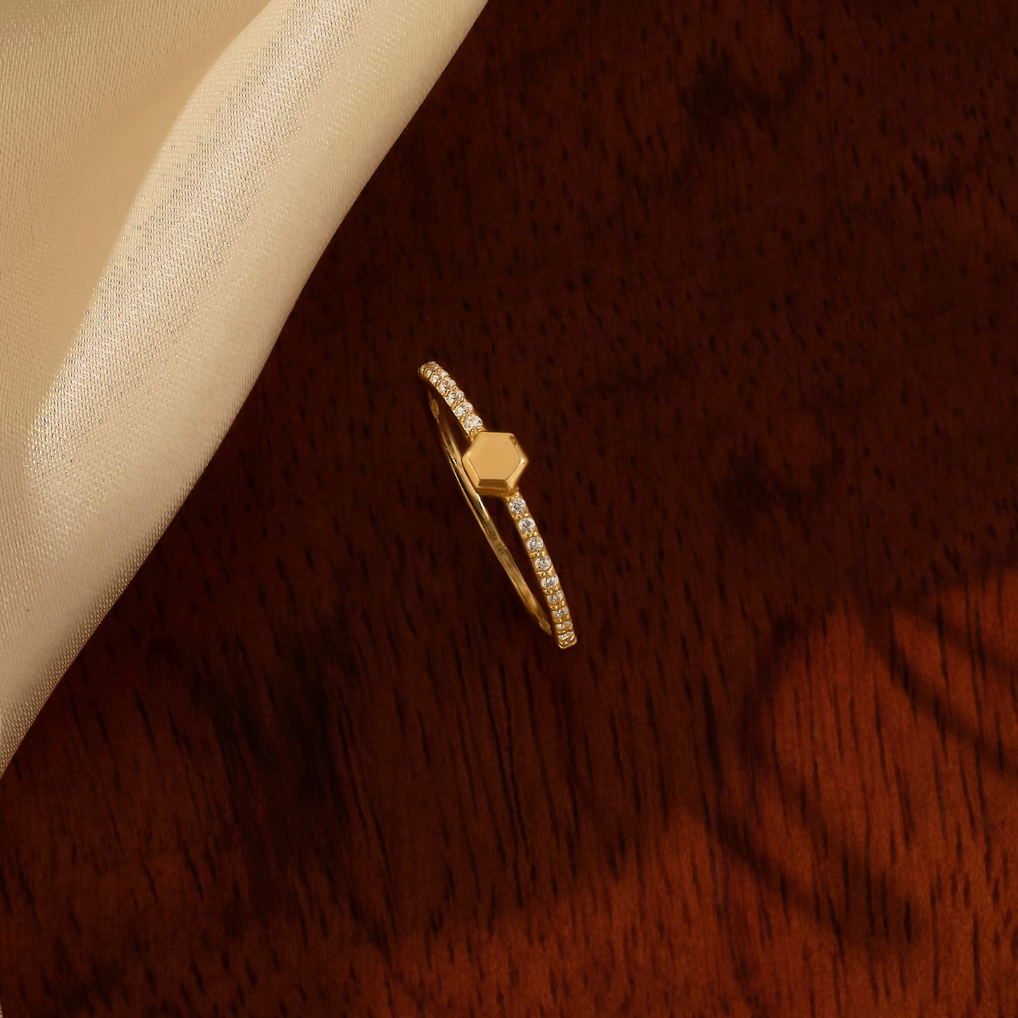 Signet Eternity Ring in Gold